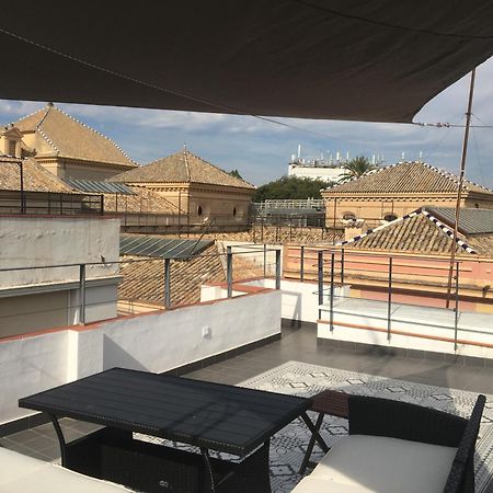 Rey De Sevilla Flats - Duplex Museo Luaran gambar