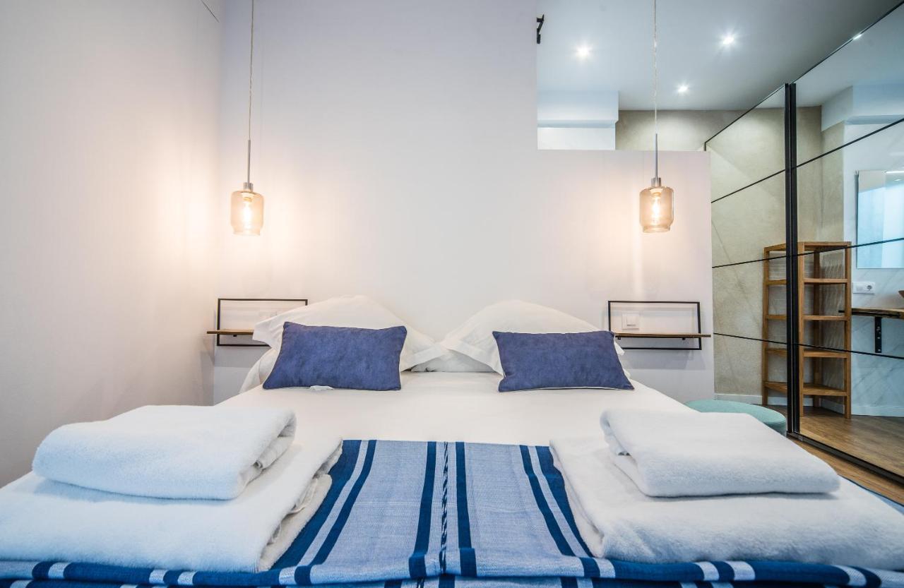 Rey De Sevilla Flats - Duplex Museo Luaran gambar