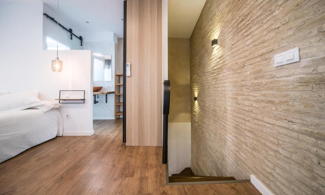 Rey De Sevilla Flats - Duplex Museo Luaran gambar