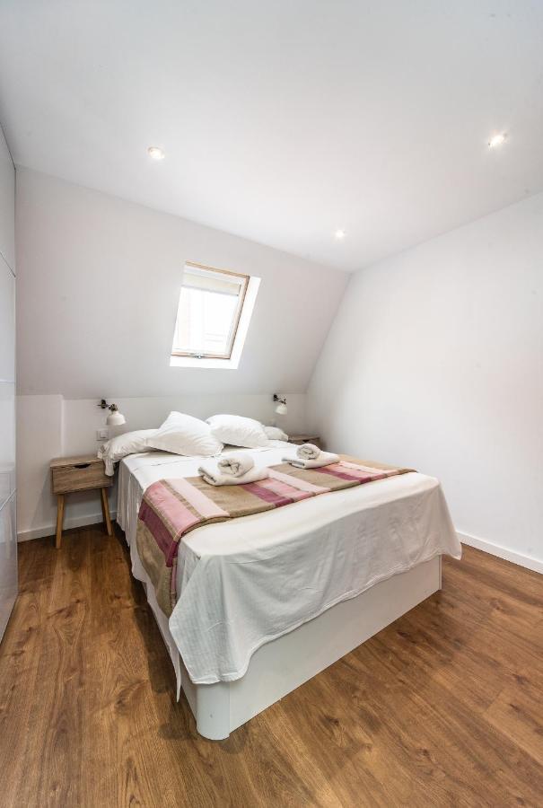 Rey De Sevilla Flats - Duplex Museo Luaran gambar