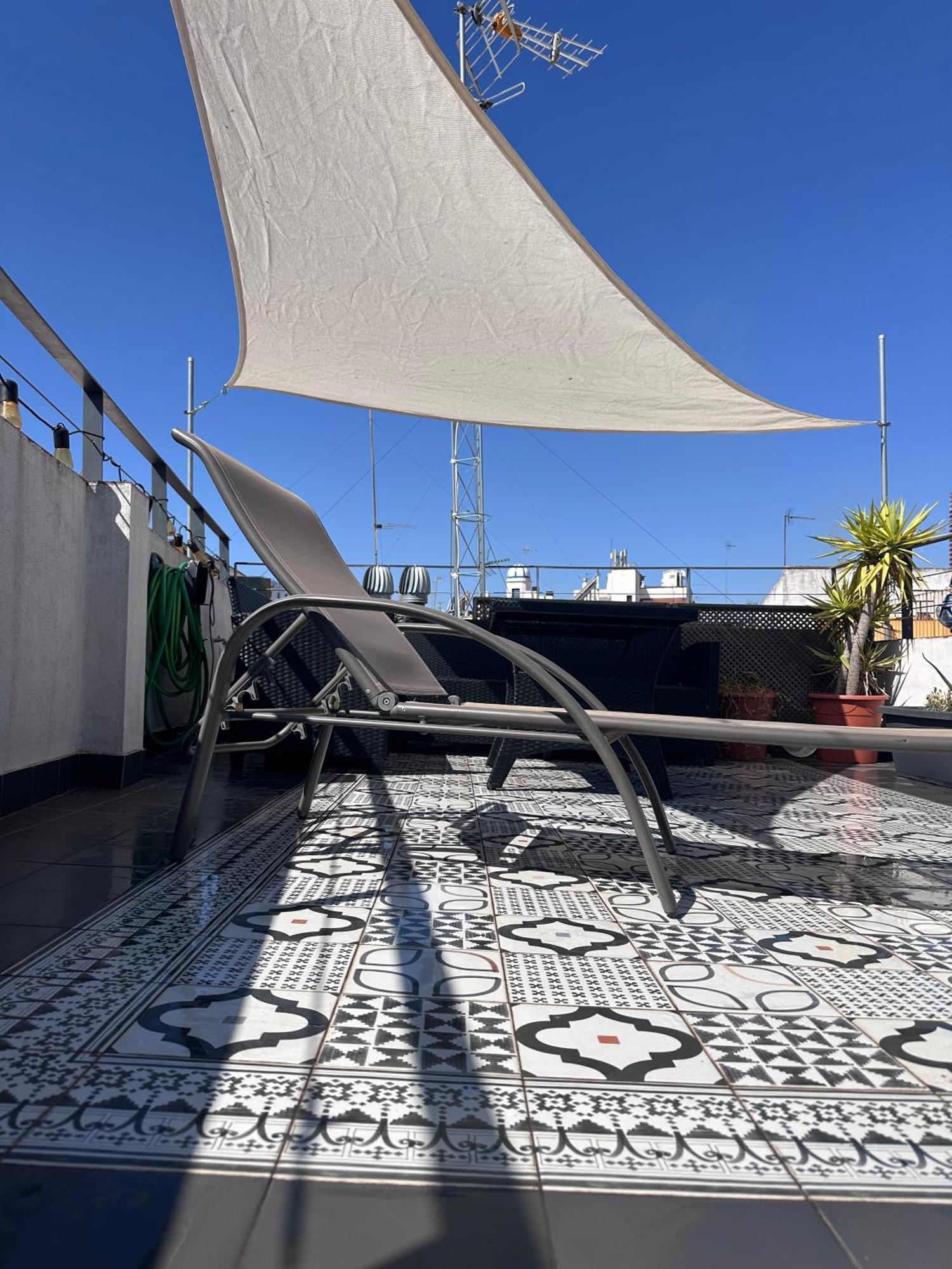 Rey De Sevilla Flats - Duplex Museo Luaran gambar